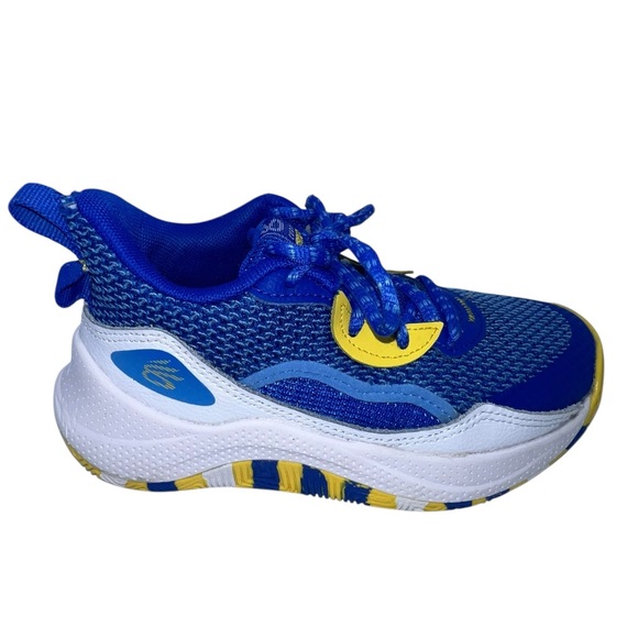 Steph Curry UA Kids Blue and Yellow Sneakers - Picture 2 of 8
